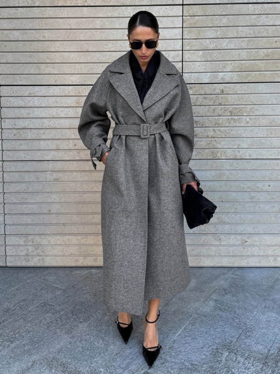 LUCYSHIHATTU Lange Mäntel aus  – Wool Coat Peacoat Bewertung und Preis