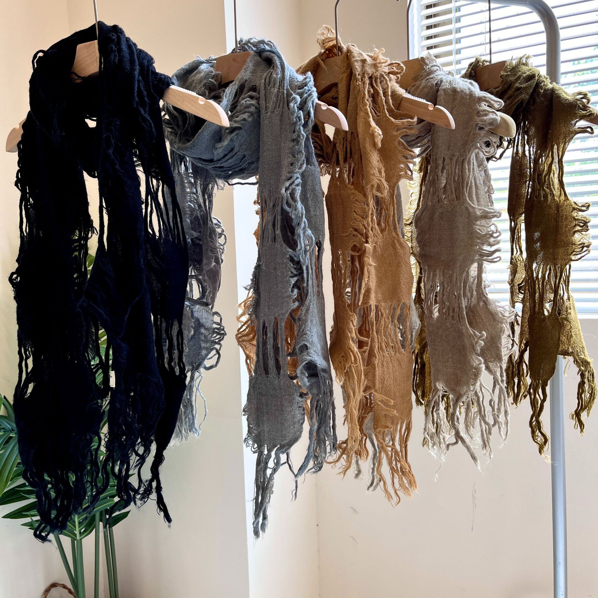 2025 neue Mode Ripped Loch Qua – Wool Scarf Men Bewertung und Preis